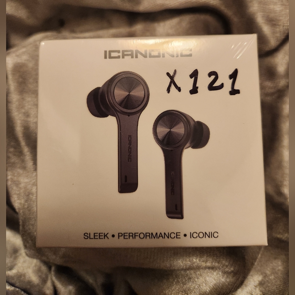 New In Box Black iCanonic Bluetooth Wireless Earbuds, Water Resistant, Case